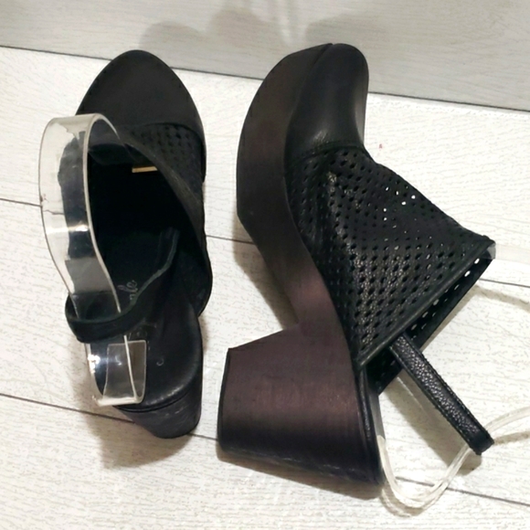 Free People 40 (9-9.5) black leather mules sling back with wood platfor… - Picture 6 of 9